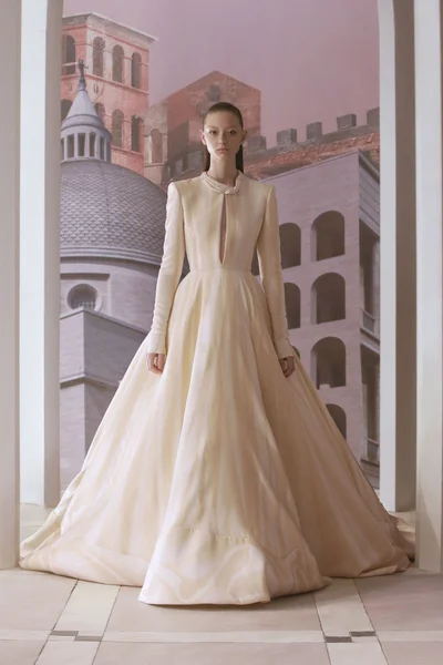 Look 25